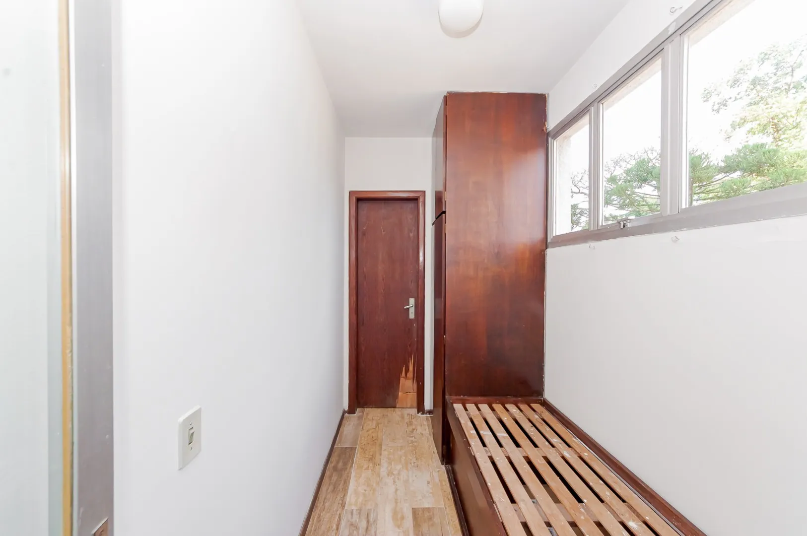 4-bedroom 239 m² apartment with 2 parking spots and 1 suite — photo 5