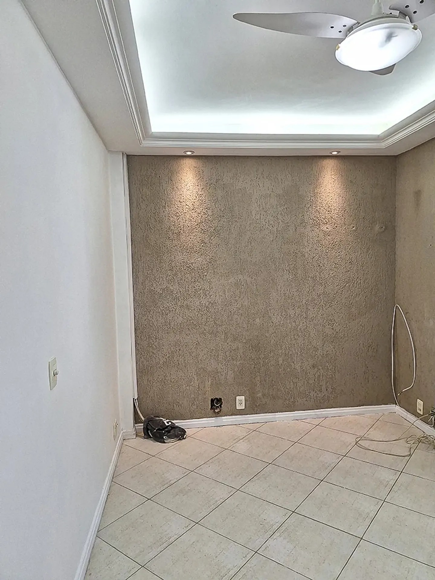 Home office in a 2-bedroom apartment, 52 m² — photo 9