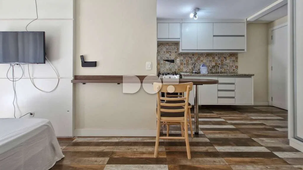 One-bedroom apartment with a washing machine in Curitiba — photo 10