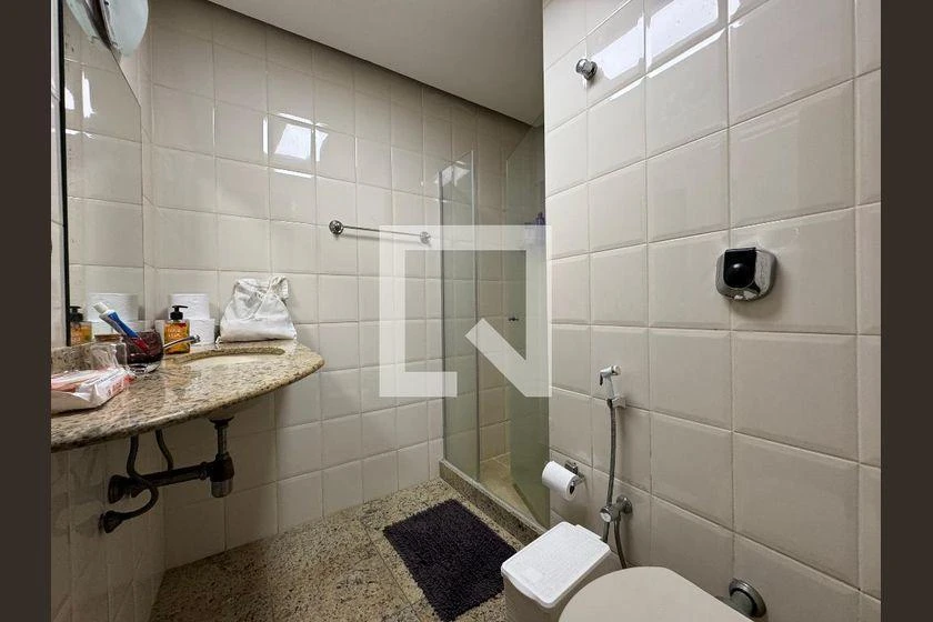 4-bedroom apartment with a balcony and 180 m² — photo 37