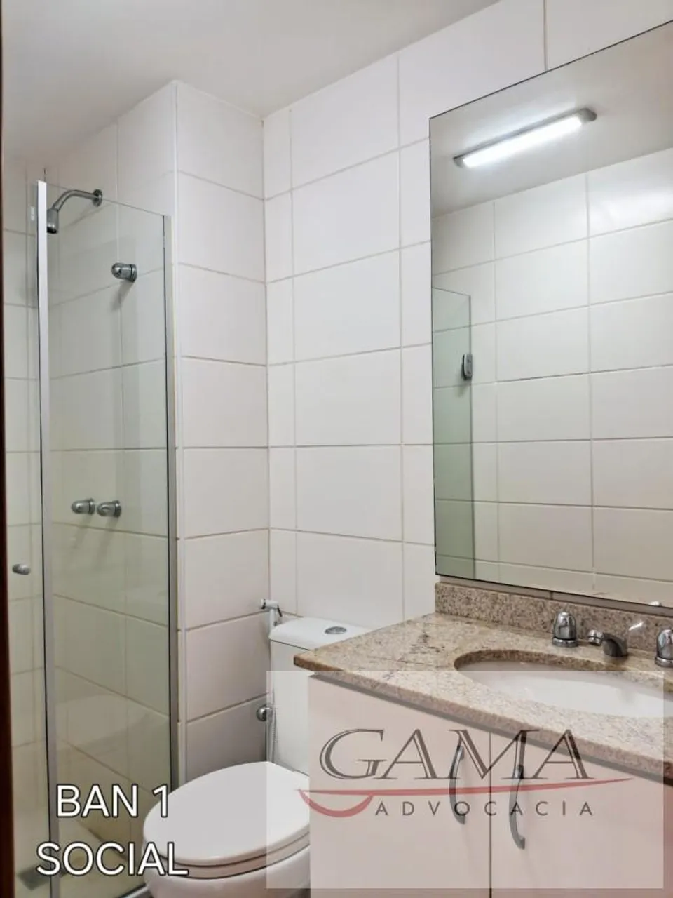 Apartment with 3 bedrooms and an enclosed balcony — photo 8
