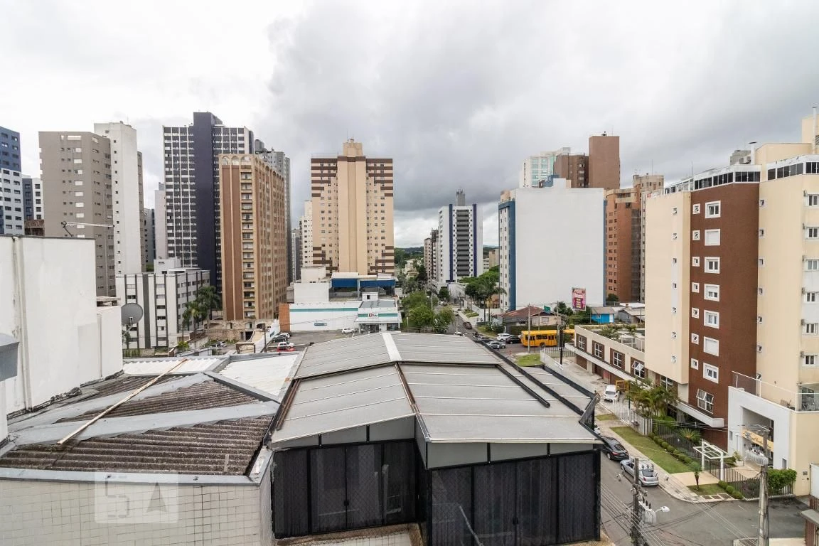 One-bedroom apartment with a washing machine in Curitiba — photo 33