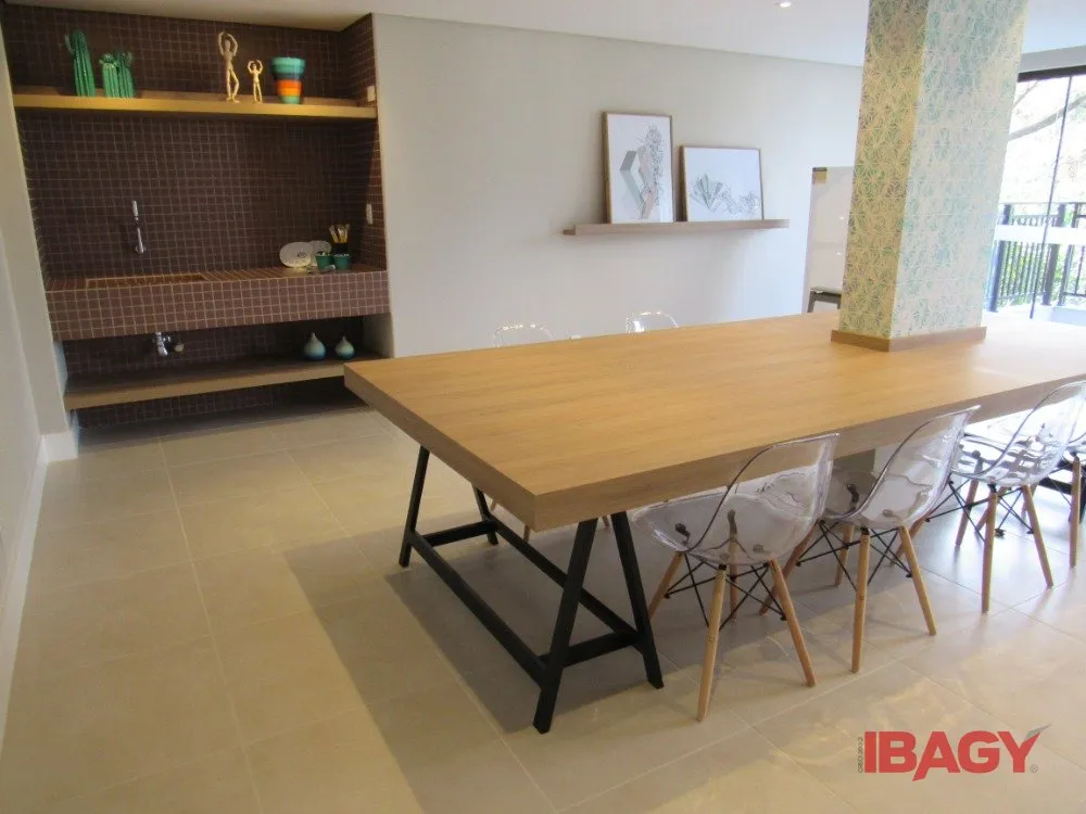 2-bedroom apartment in a building with a sauna — photo 15