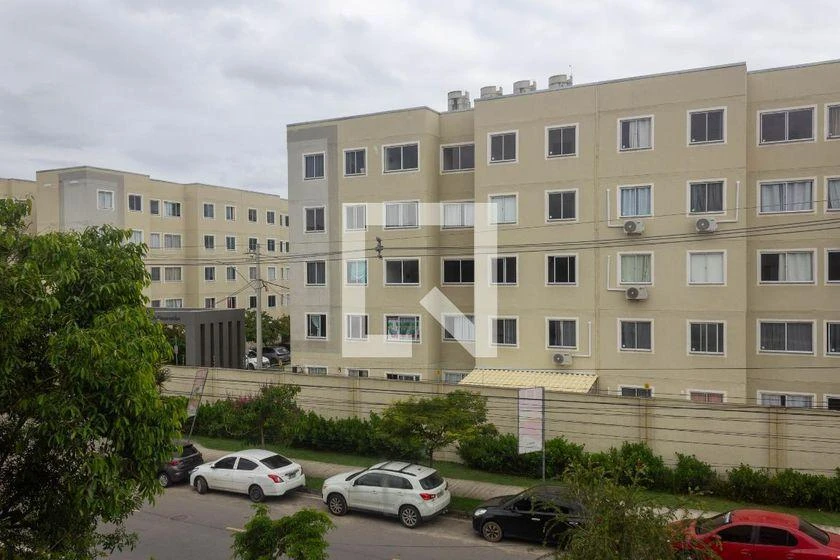 2-bedroom apartment in a building with a gym — photo 13