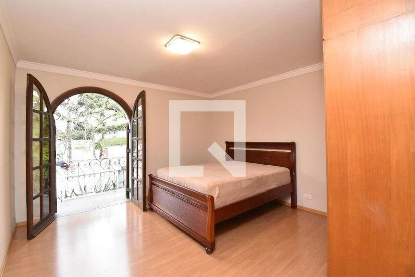 House with 5 bedrooms, gas stove and 650 m² — photo 11