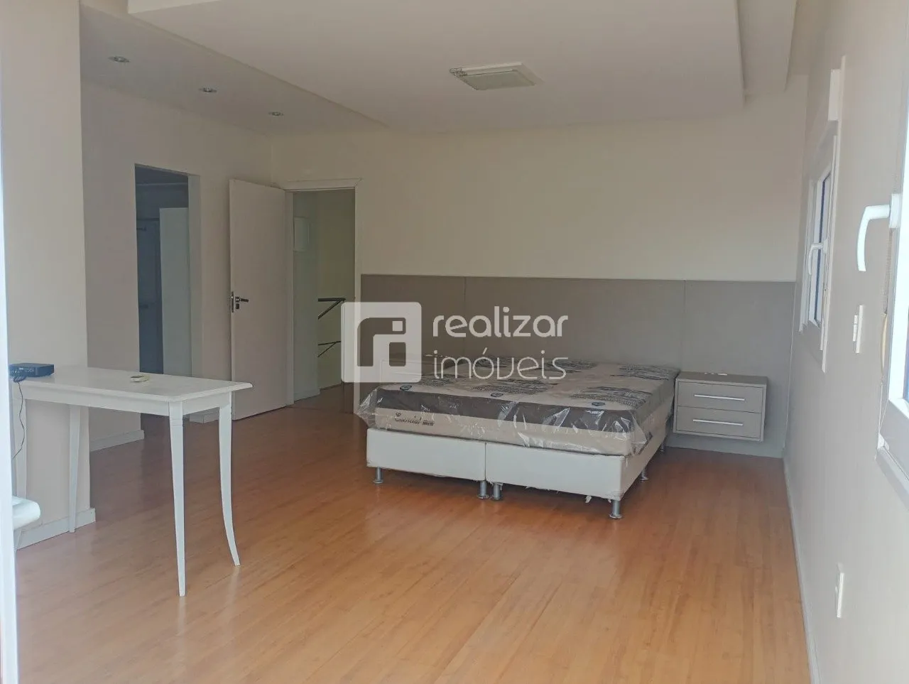 200 m² house with a private pool and a dishwasher — photo 26