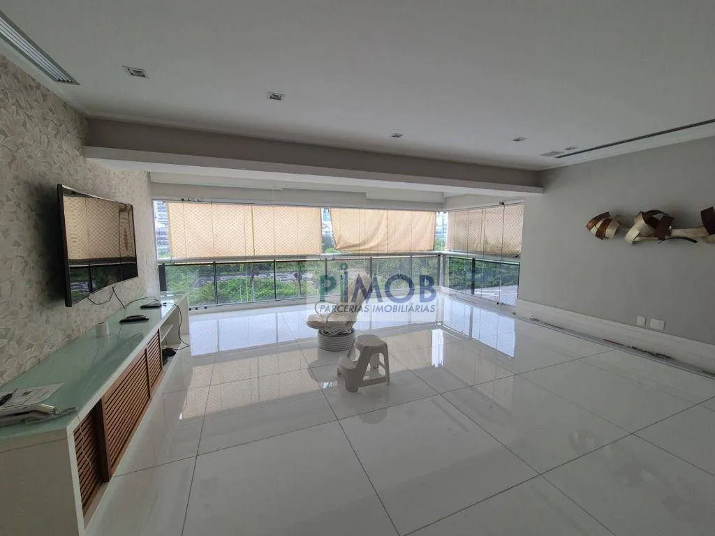 Furnished duplex penthouse with 3 bedrooms and 256 m² — photo 20