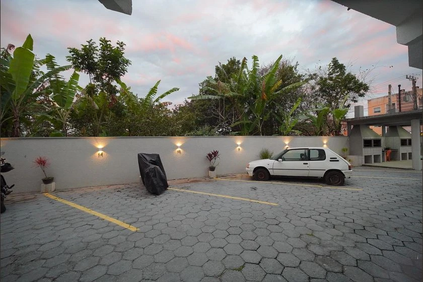 Unfurnished 2-bedroom apartment with 1 parking space — photo 12