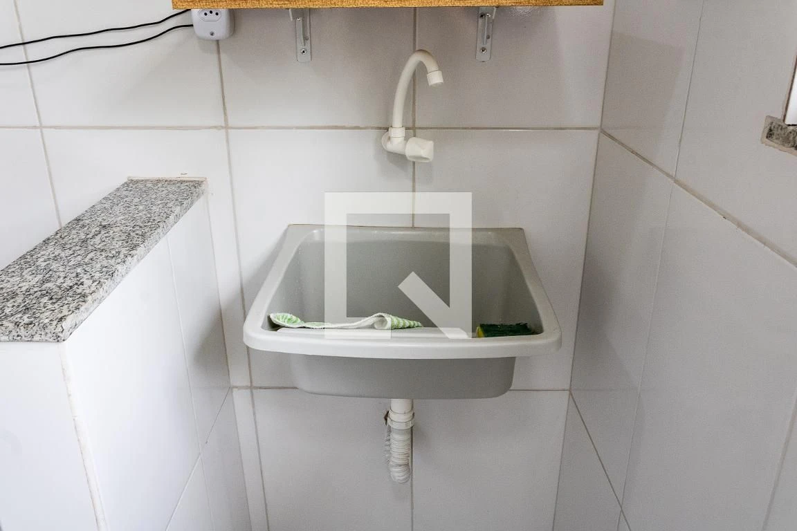 Home office in a 2-bedroom apartment, 43 m² — photo 9
