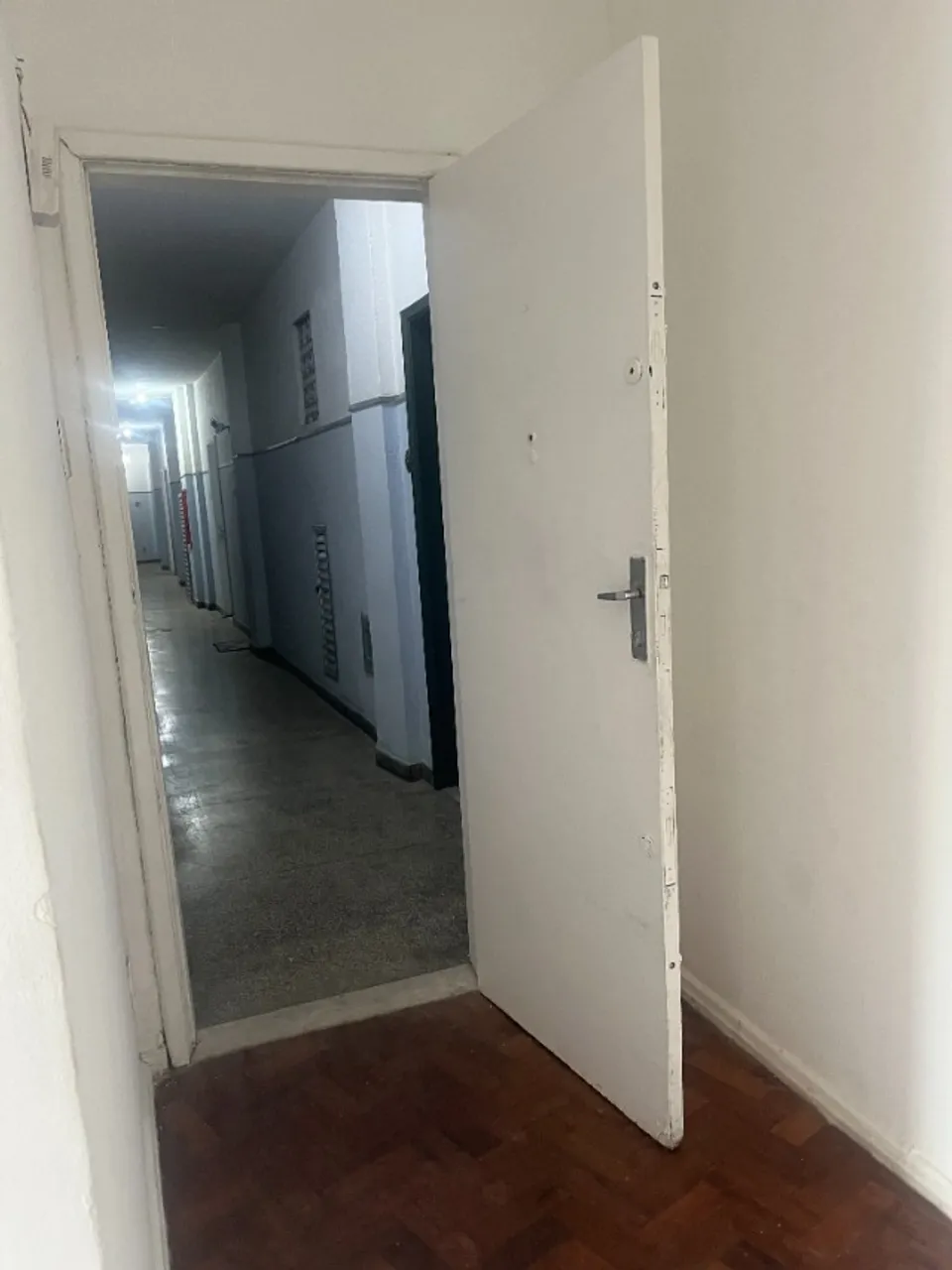 Apartamento, 48 m², com piso de madeira ou laminado — photo 7