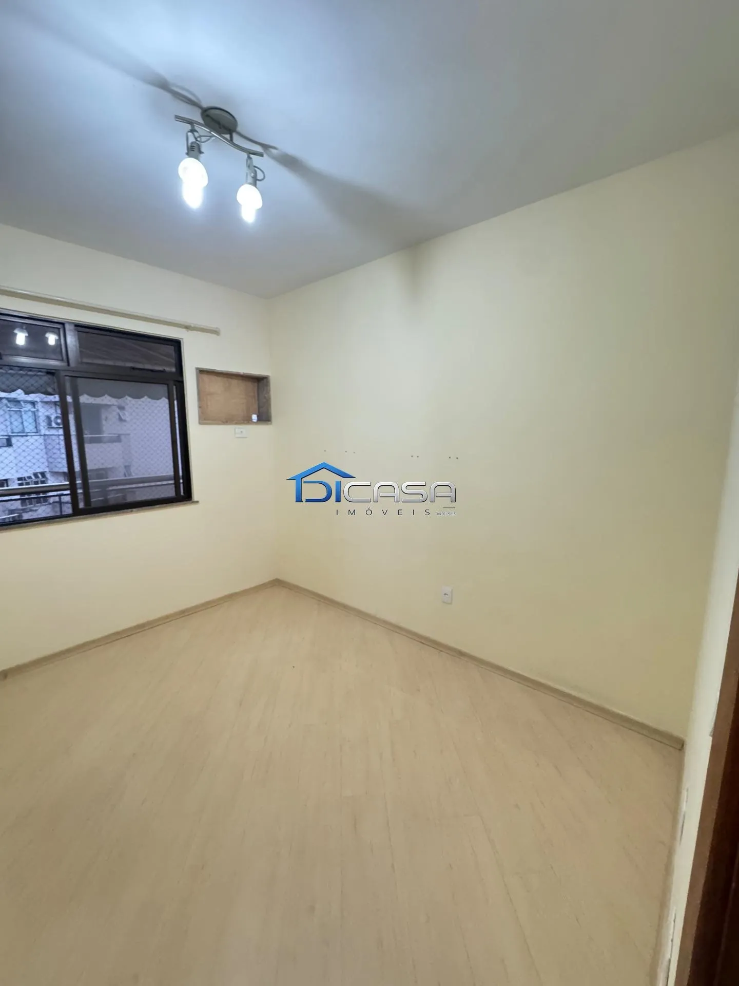 2-bedroom apartment with a walk-in closet — photo 32