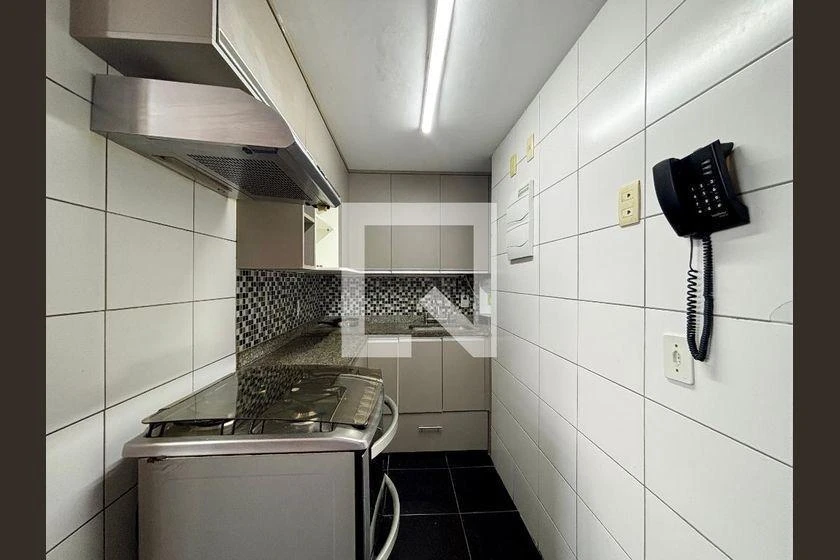 111 m² rental apartment with 3 bedrooms and 2 parking spots — photo 41