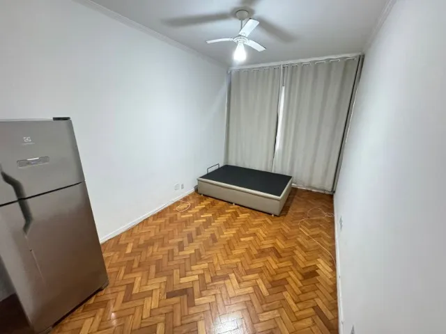 Unfurnished studio with 1 bedroom and 1 bathroom — photo 13