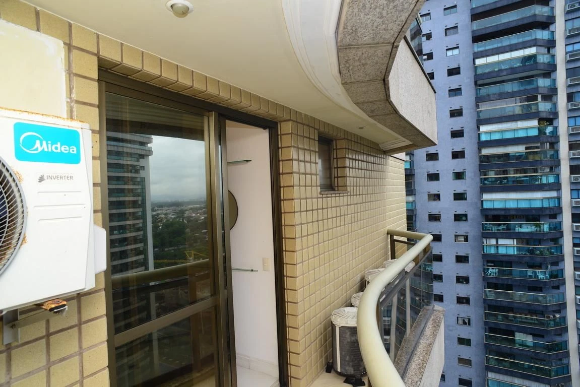 Apartamento, 139 m², com janelas do piso ao teto — photo 25