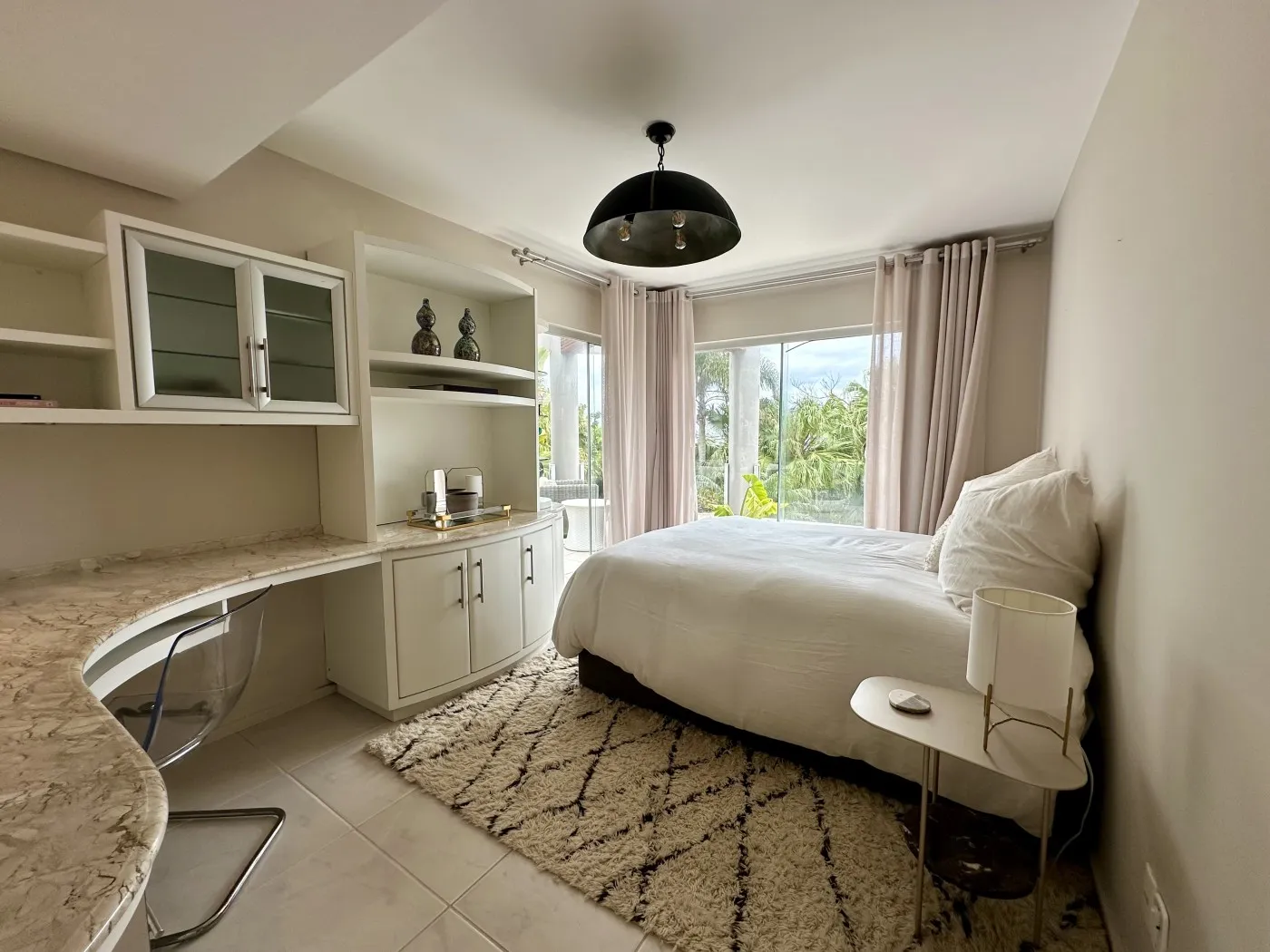 Посудомоечная машина и 5 спален: дом 700 м² — photo 17