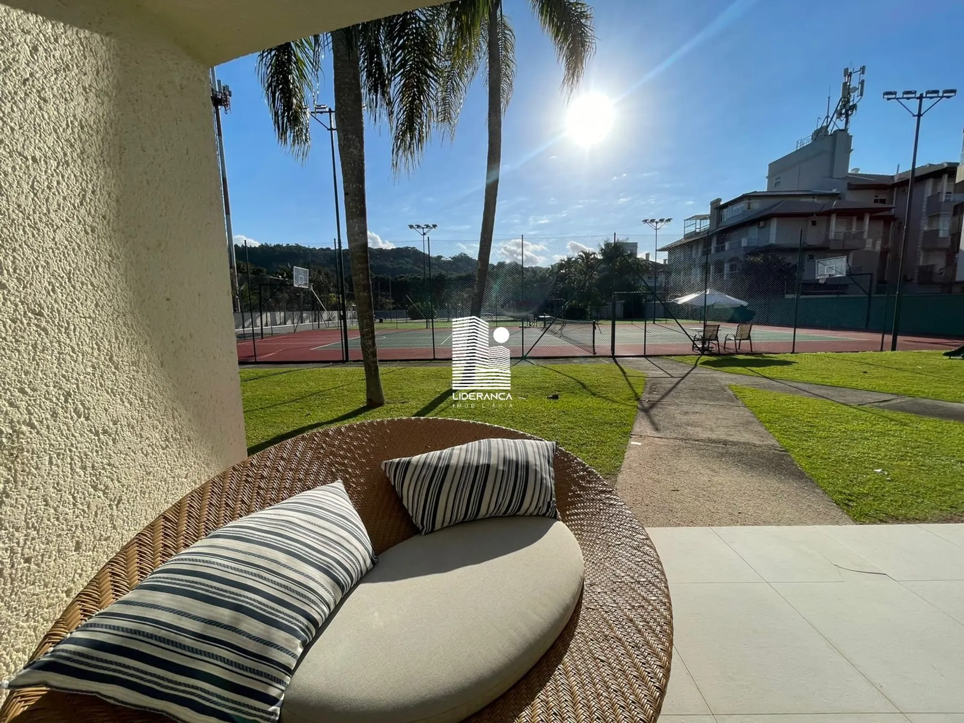 Casa mobiliada com 9 dormitórios e jardim privativo — photo 20
