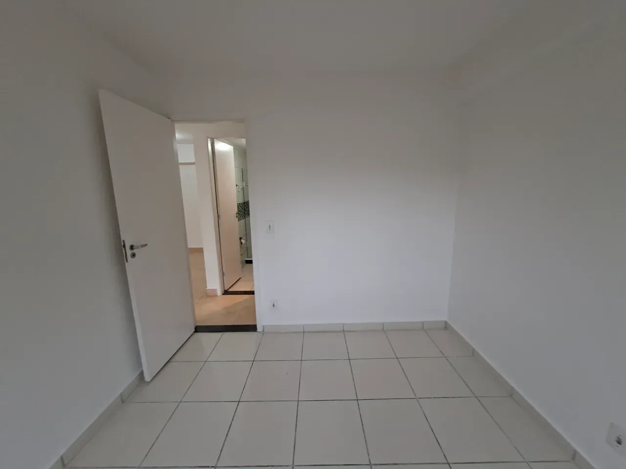 2-bedroom apartment with suite and private garden — photo 15