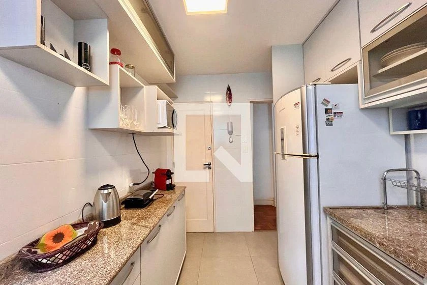 Apartamento mobiliado com 3 quartos e 3 banheiros — photo 12