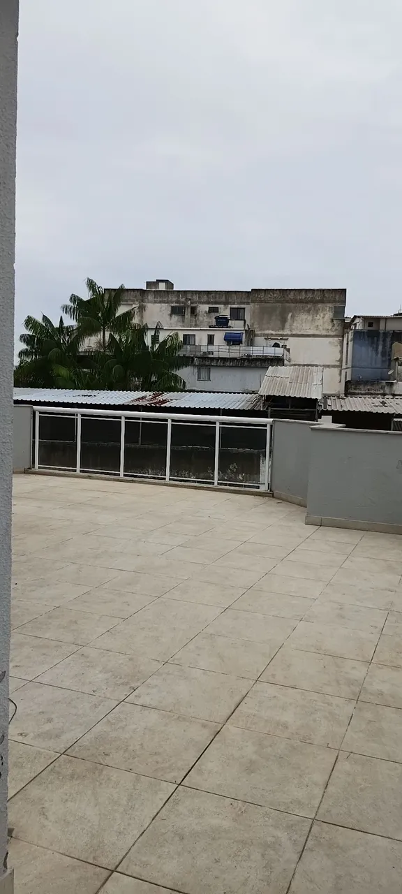 2-bedroom apartment in a building with a gym — photo 15