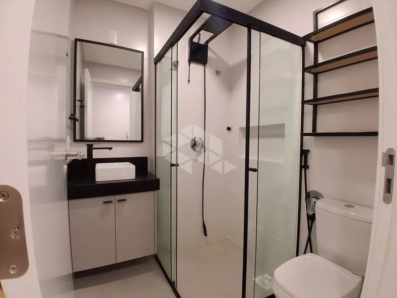 1 quarto e janelas do piso ao teto: apartamento de 45 m² — photo 13