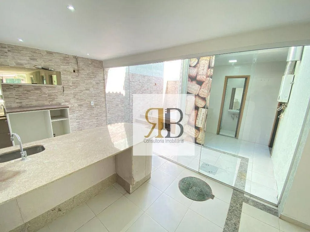 House with 4 bedrooms and open-plan gas kitchen — photo 31