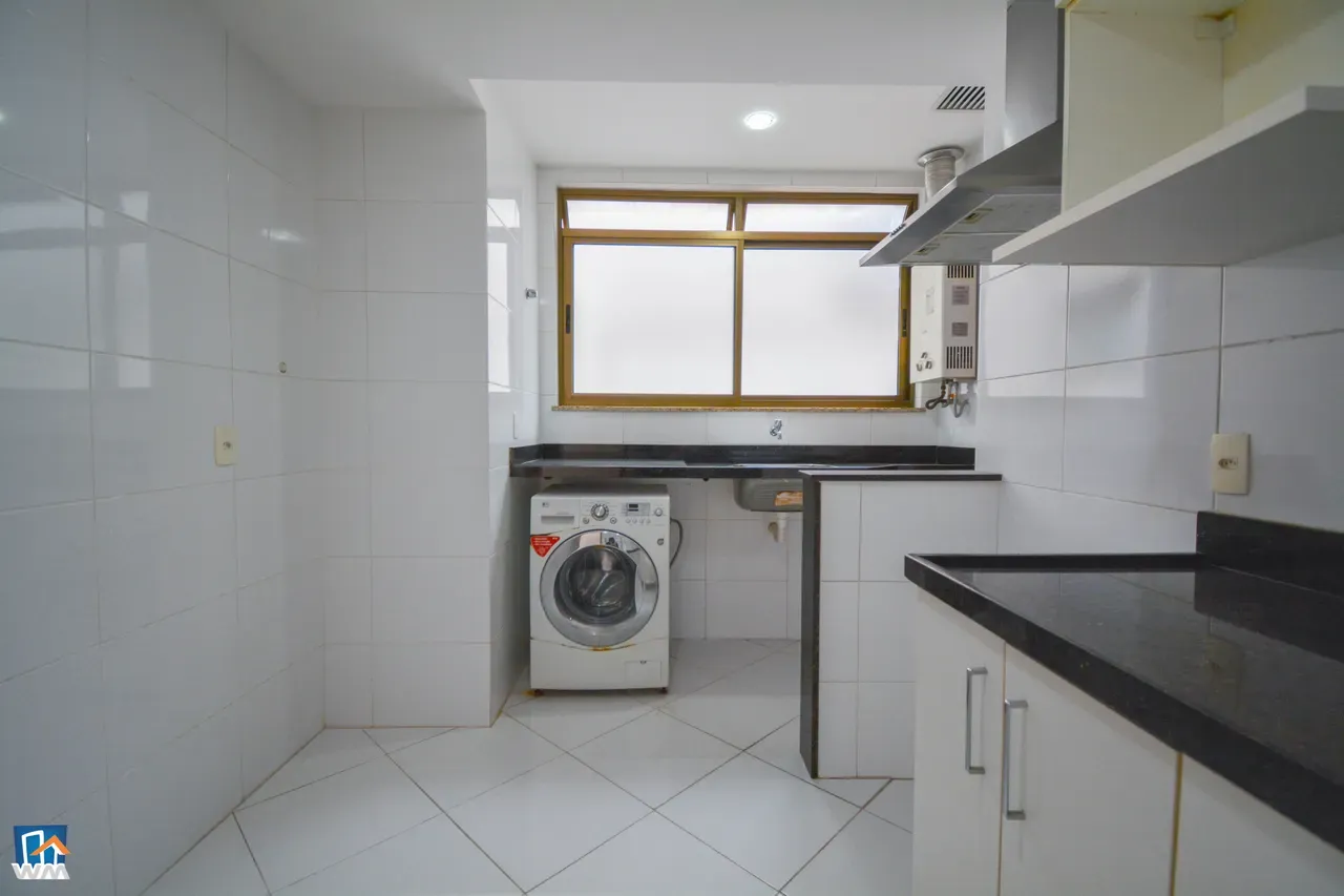 2-bedroom apartment with a washing machine — photo 13