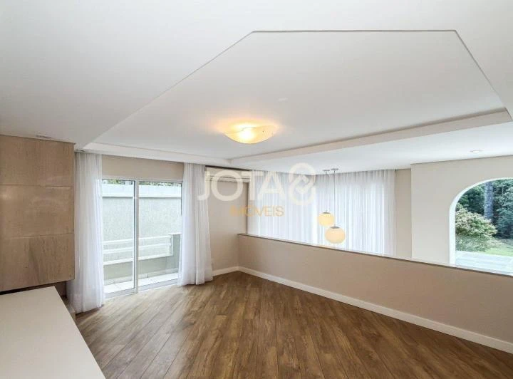 Unfurnished 401 m² house with 4 en-suites and BBQ — photo 8