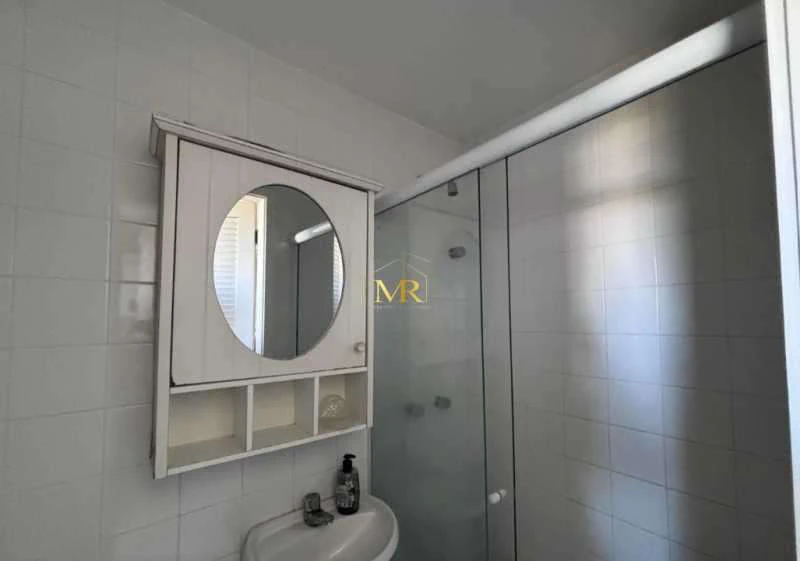 Furnished apartment with 4 en-suite bedrooms and 5 baths — photo 29