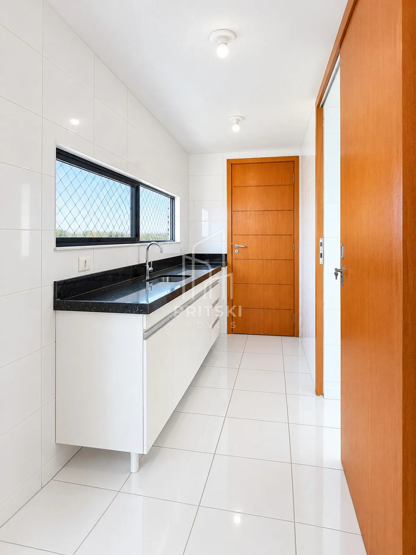 2-bedroom apartment in a building with a sauna — photo 5