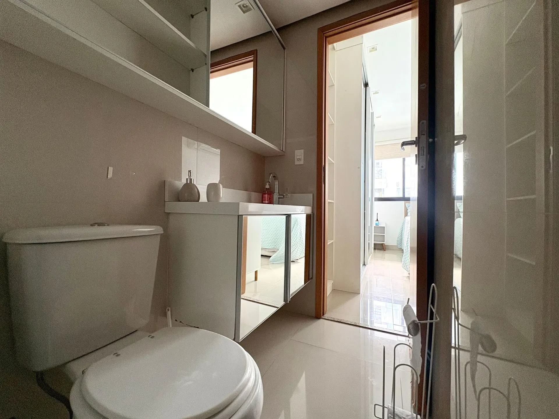 2-bedroom apartment with floor-to-ceiling windows — photo 22