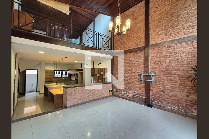 3-bedroom house with a home office