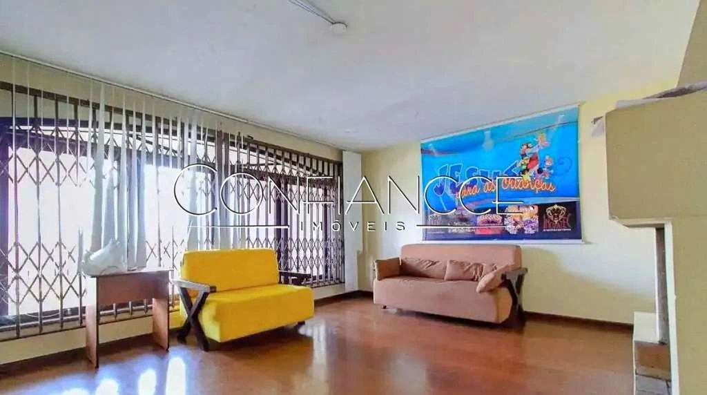 Rental house with 8 bedrooms and 4 en-suite baths