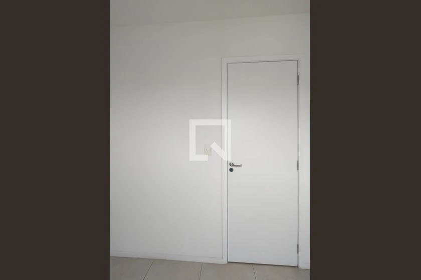 Rental apartment with 2 bedrooms and a balcony — photo 8