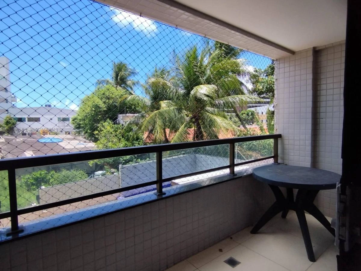 One-bedroom apartment with a water view