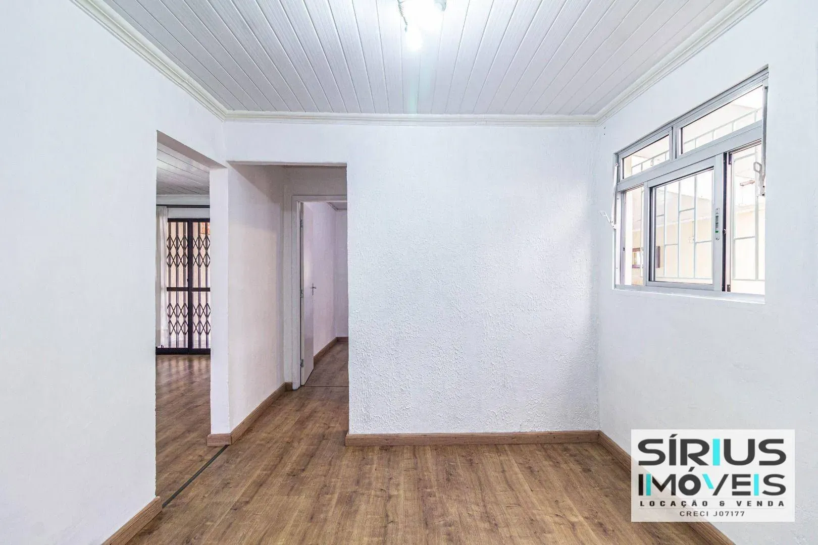 4-bedroom house with a garden in Curitiba — photo 46