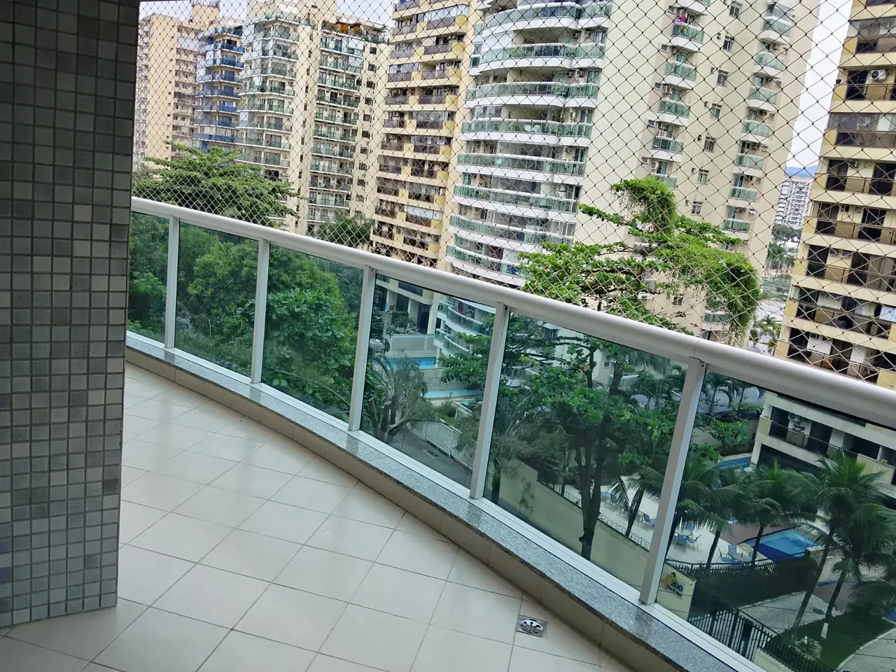 Departamento de 2 dormitorios en edificio con piscina — photo 8