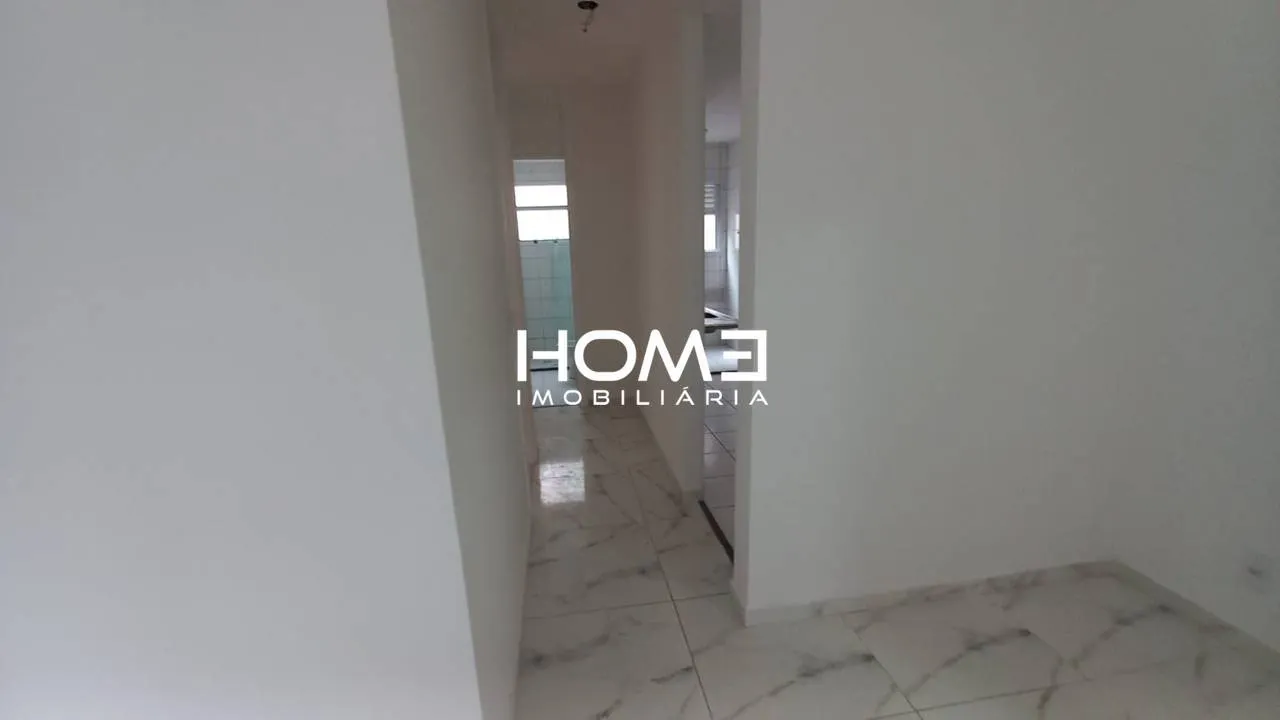 2-bedroom apartment with a mountain view — photo 11