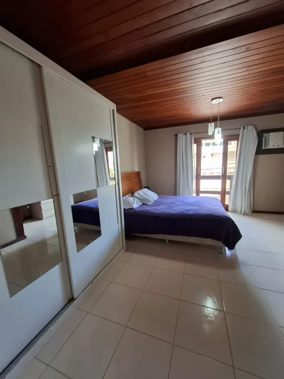 Furnished house with 4 bedrooms and a closed kitchen — photo 4