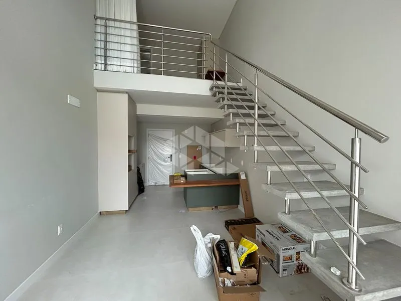 One-bedroom apartment with a glass-enclosed balcony — photo 13