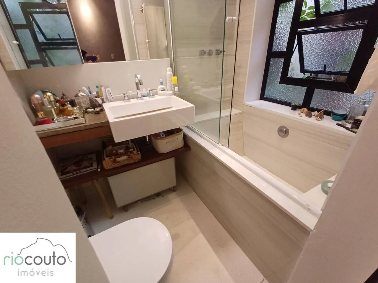 One-bedroom apartment with a home office in Rio de Janeiro — photo 24