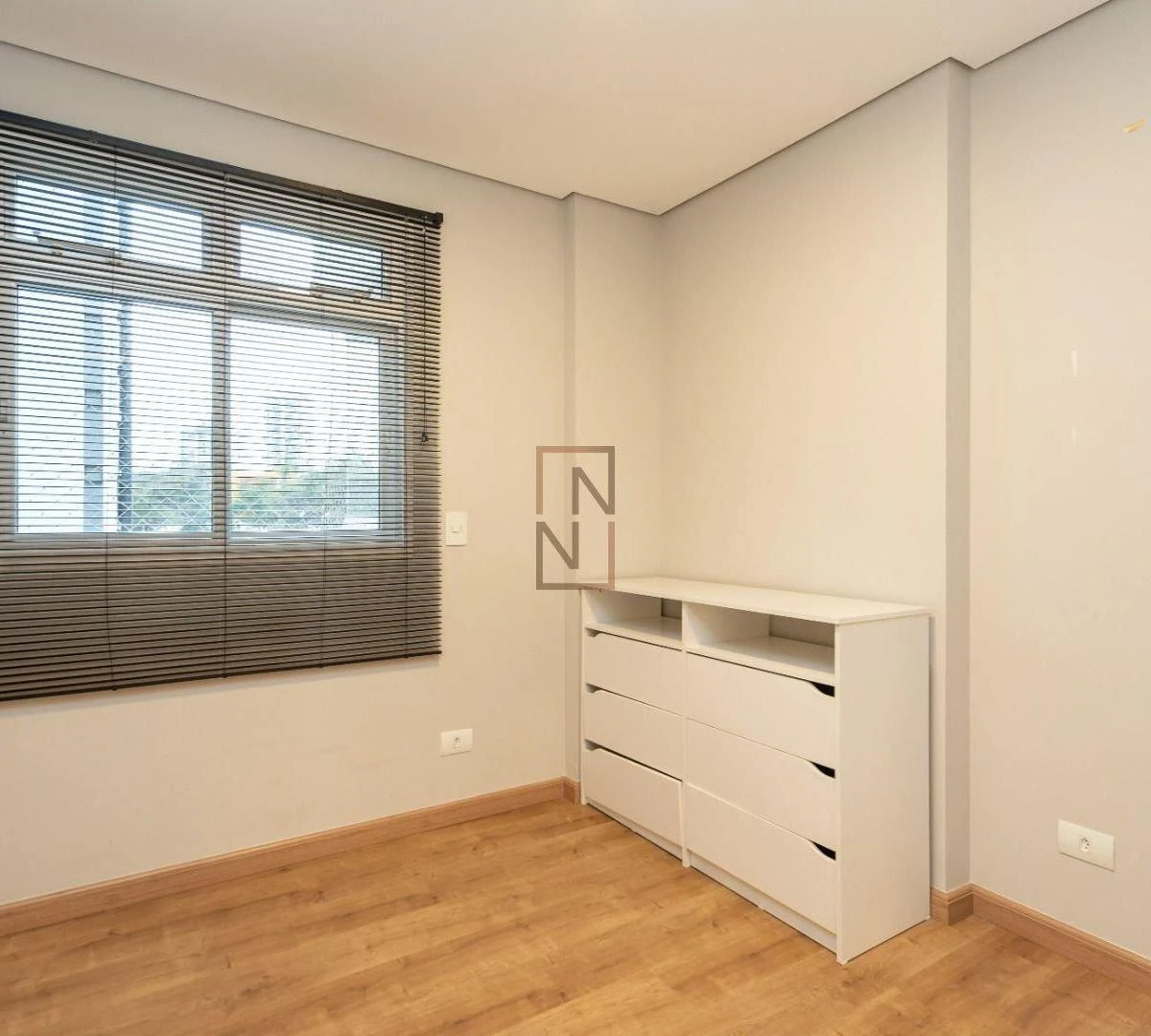 Furnished 2-bedroom apartment with 87 m² and parking — photo 10