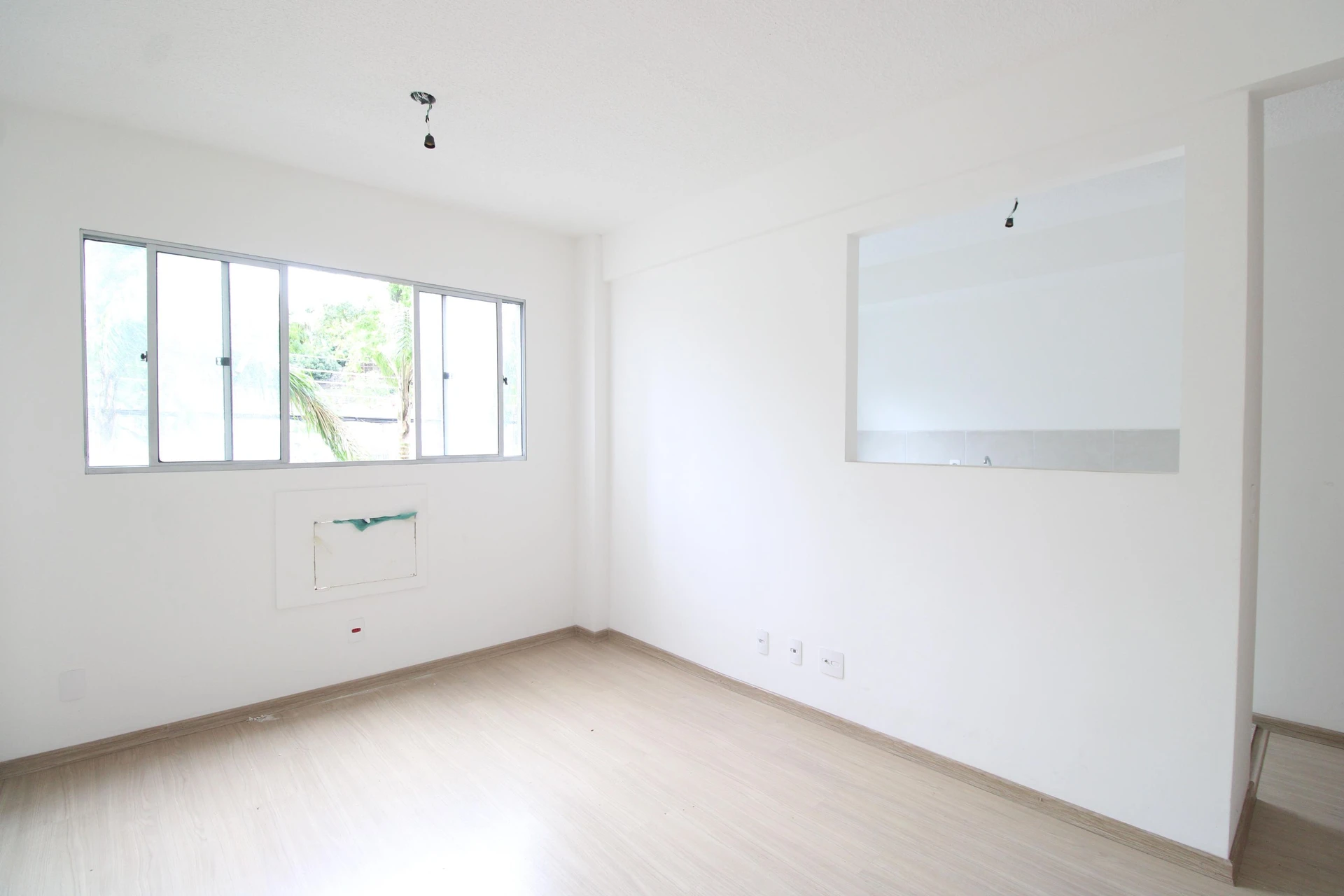 Apartamento de 2 quartos em condomínio com piscina — photo 17