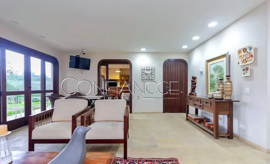 Casa mobiliada com 4 quartos e área de trabalho pronta — photo 28