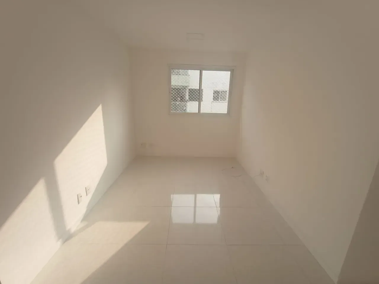 Apartamento de 3 dormitorios con balcón acristalado 77 m² — photo 9