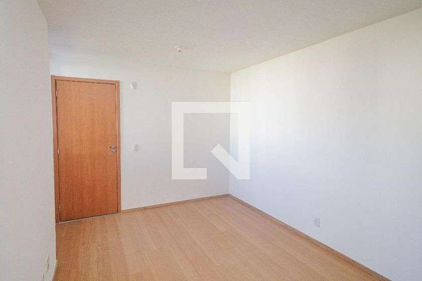 48 m² apartment with a closed kitchen and gas stove — photo 11