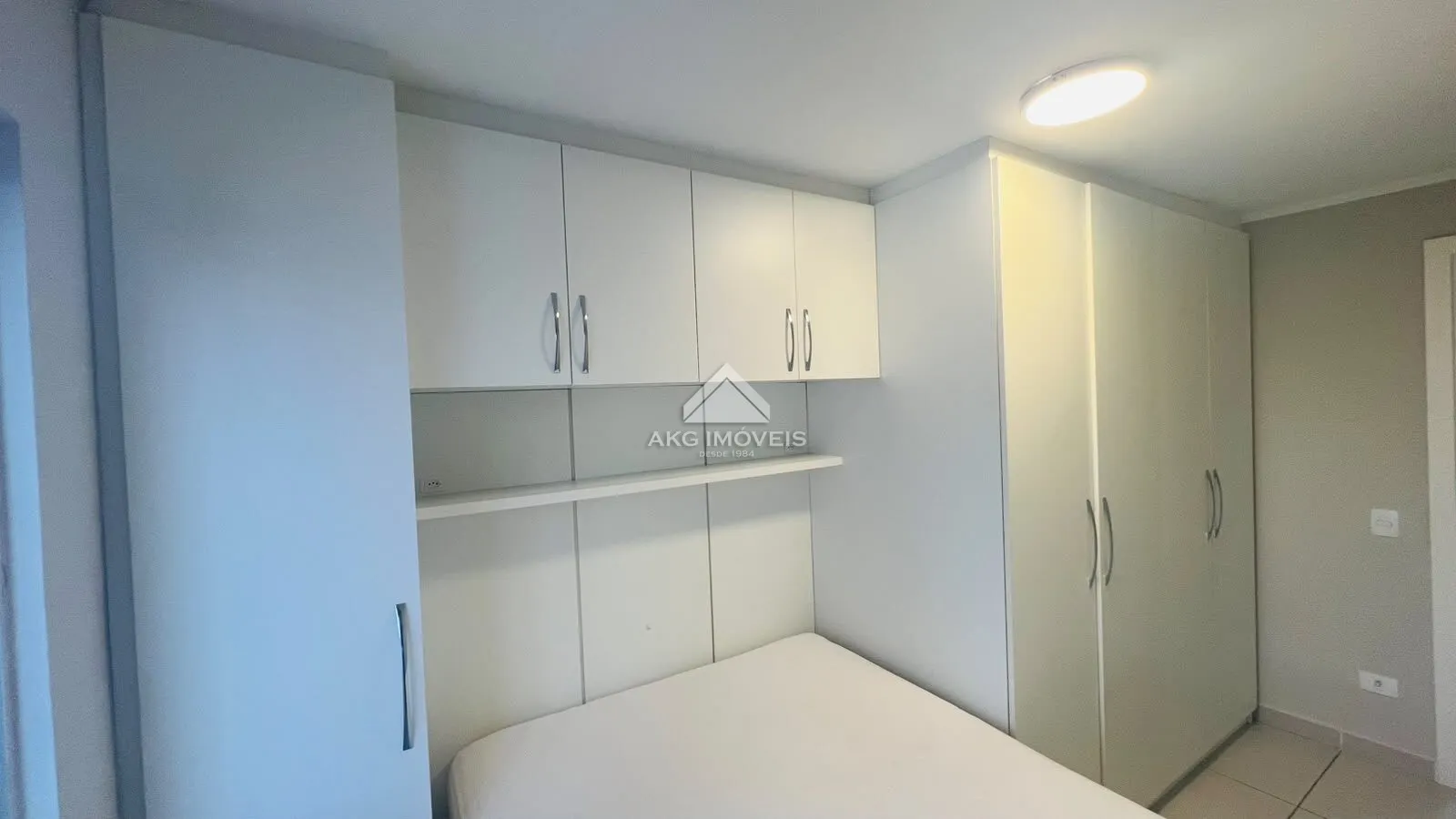 One-bedroom apartment with a washing machine in Curitiba — photo 6