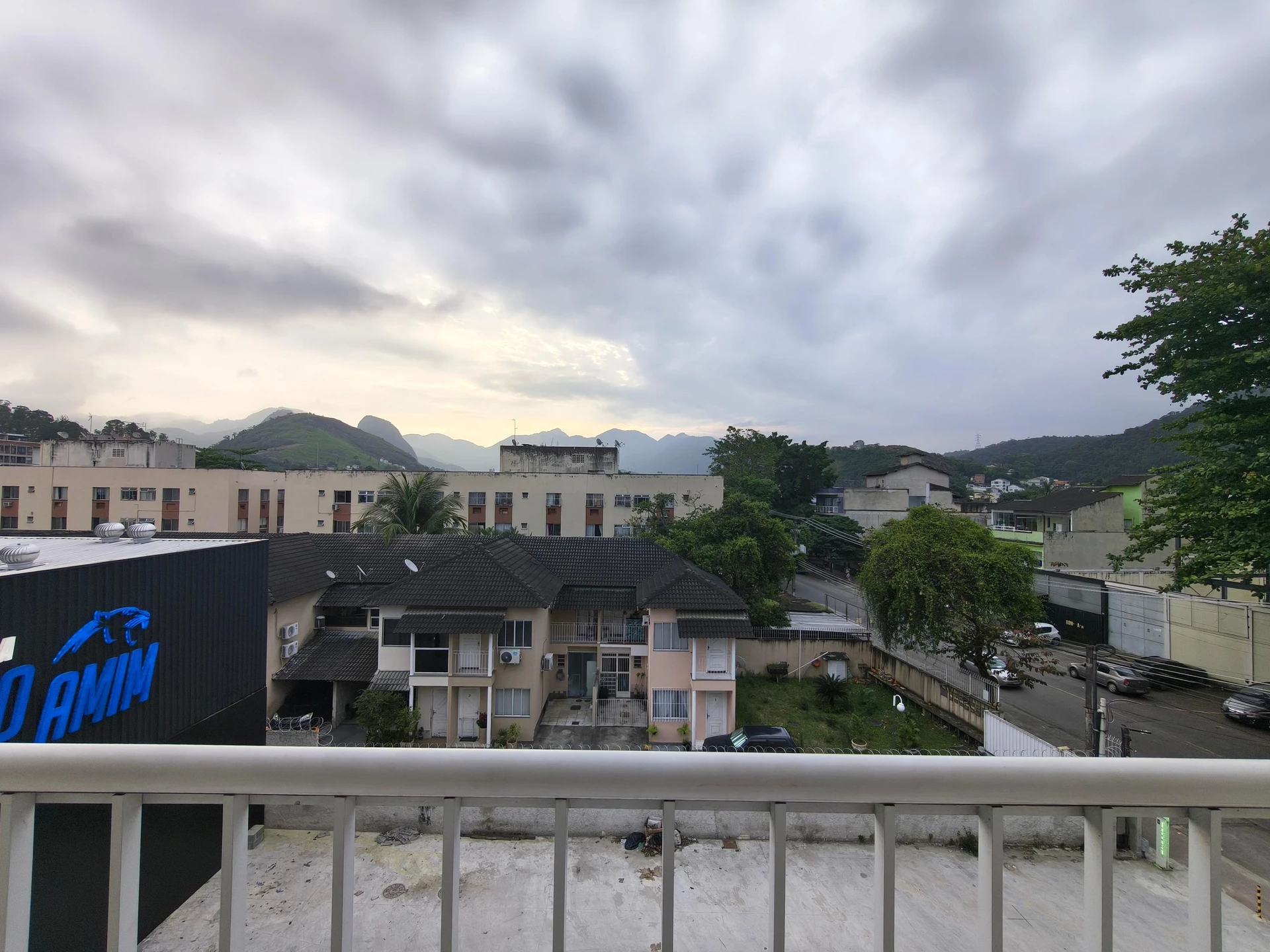 Mountain view in a 2-bedroom apartment, 60 m² — photo 2