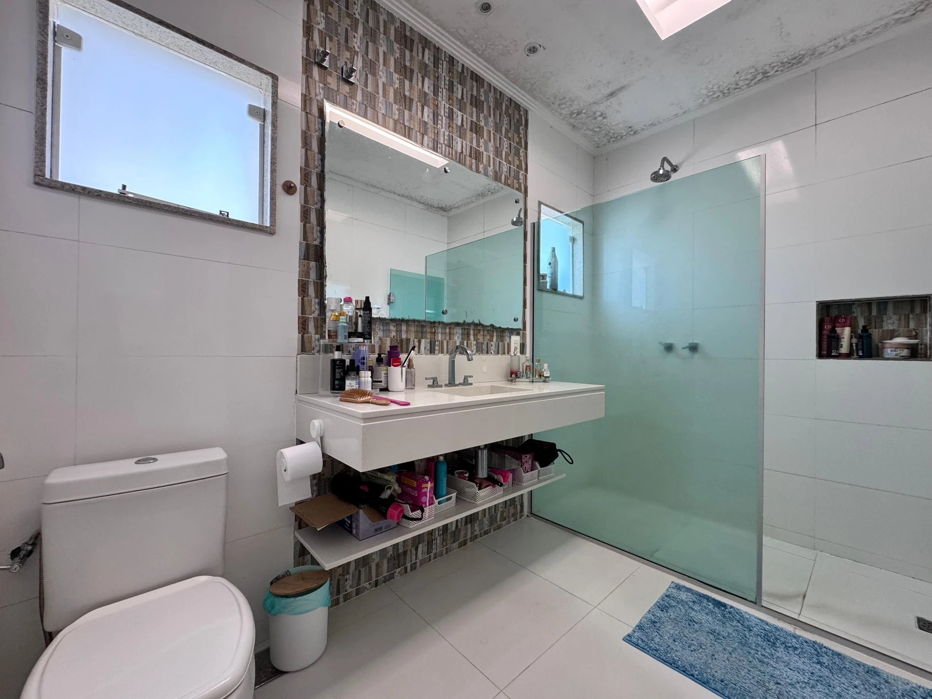 Furnished house with 4 en-suites and 6 bathrooms — photo 69