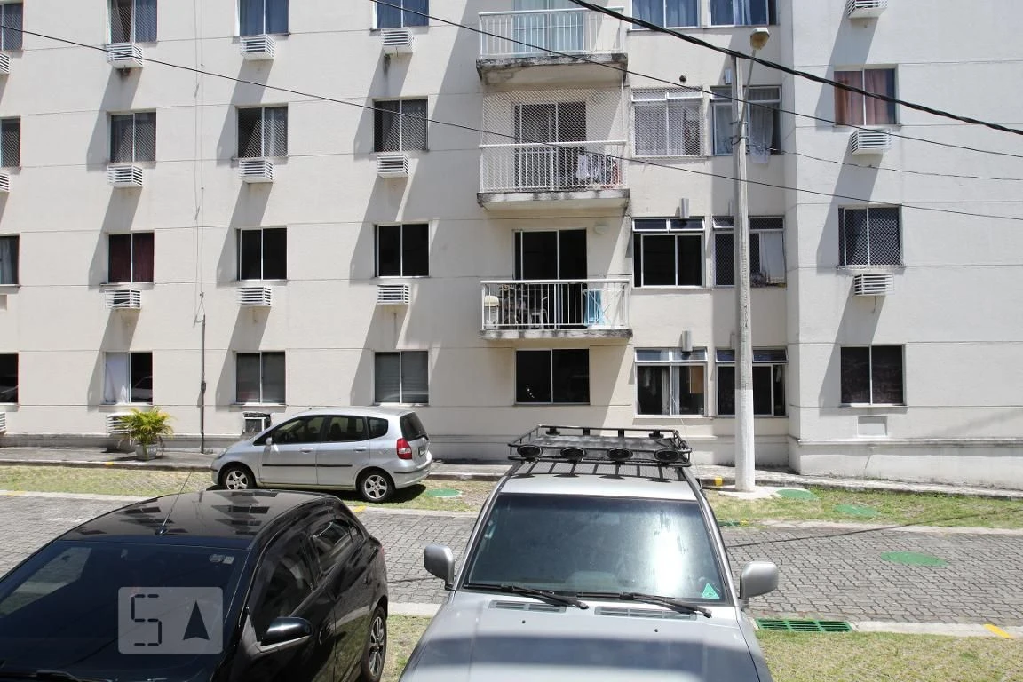 2-bedroom apartment in a building with a pool — photo 8