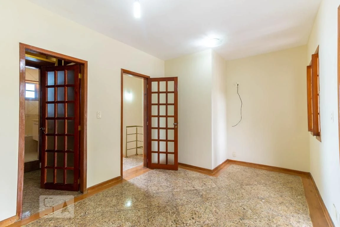 4-bedroom house with a jacuzzi in Rio de Janeiro — photo 51